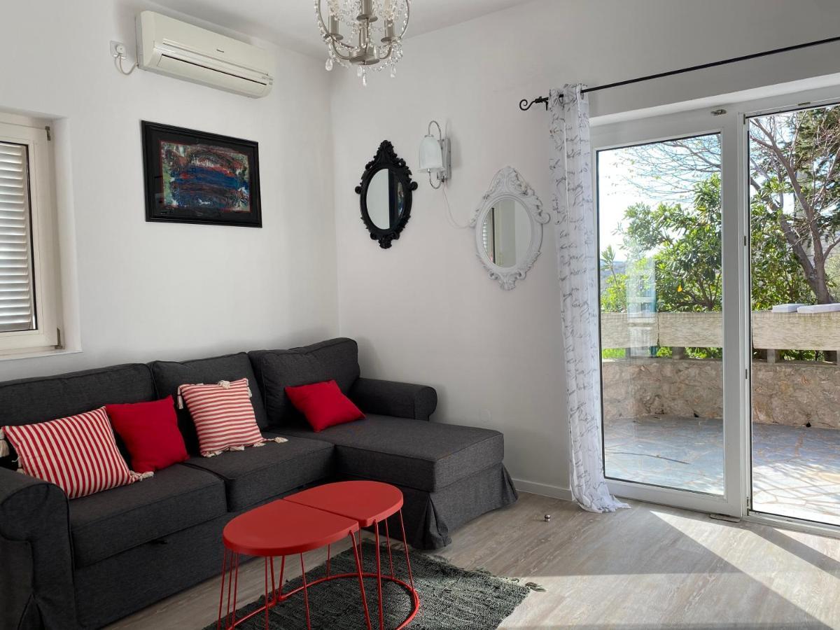 Resort Haus Toma Cesarica Buitenkant foto