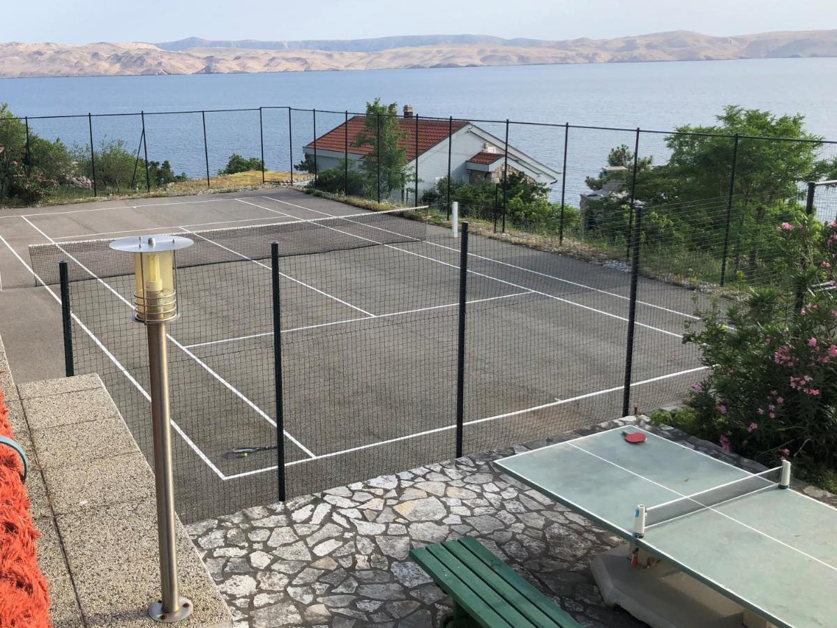 Resort Haus Toma Cesarica Buitenkant foto