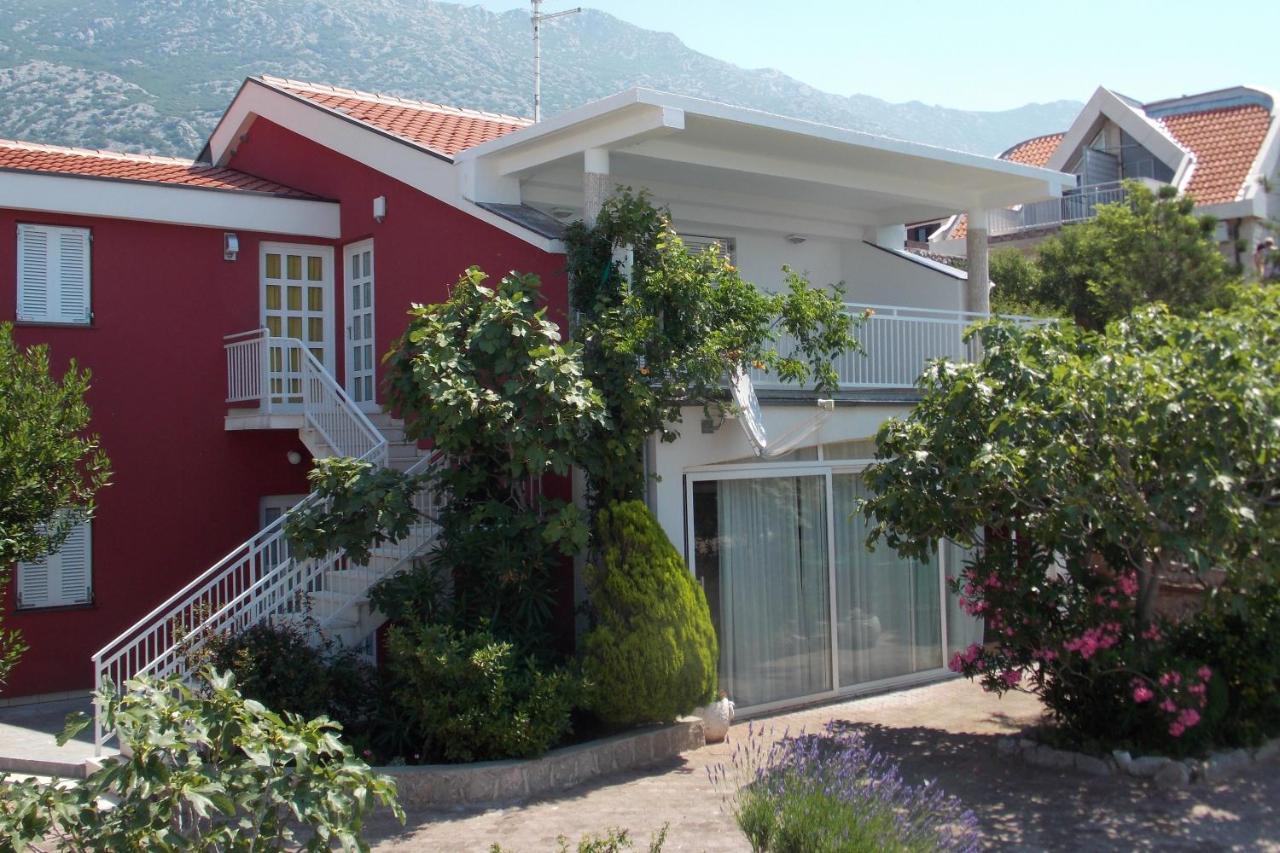 Resort Haus Toma Cesarica Buitenkant foto